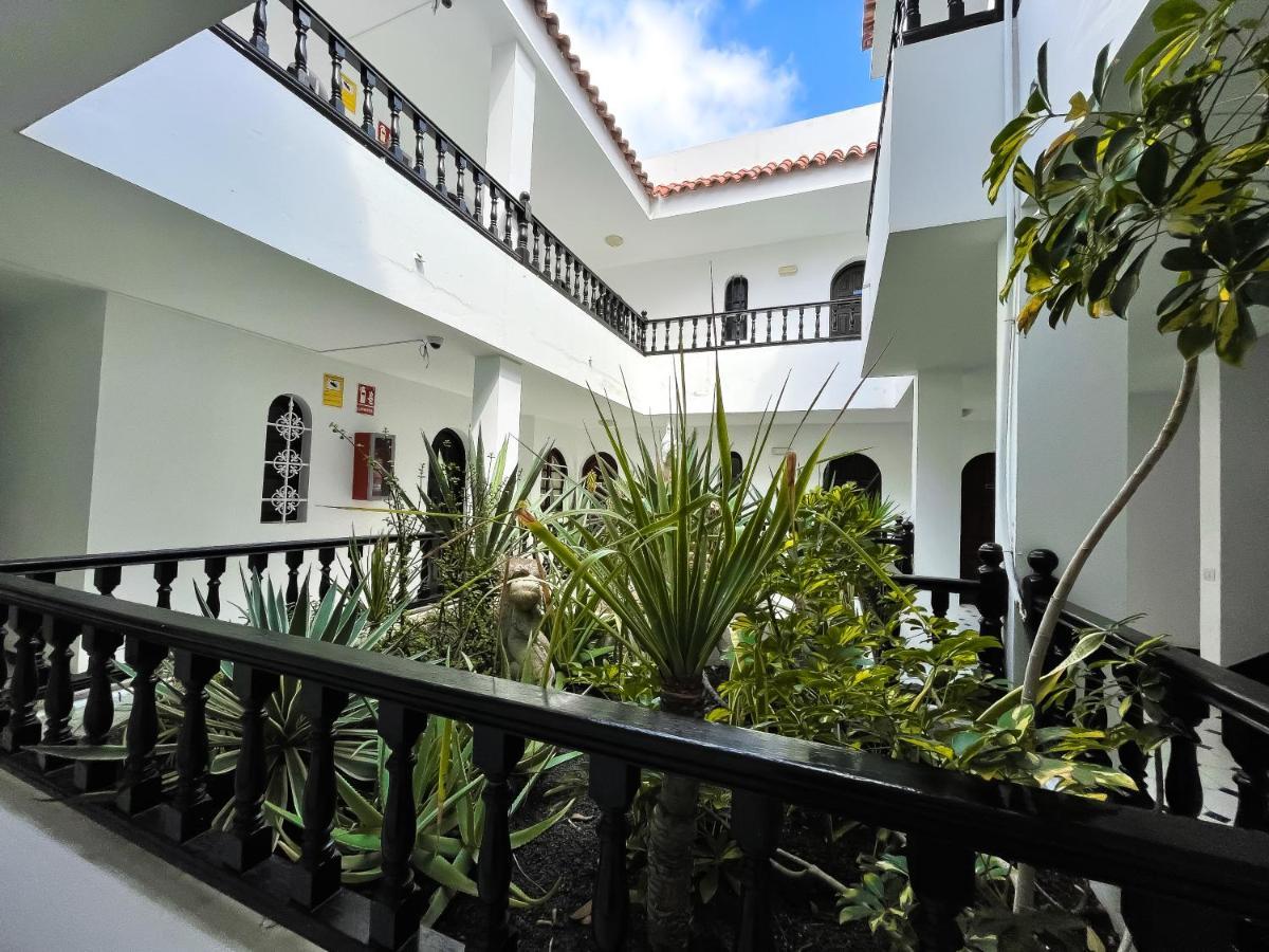 Central House * Corralejo