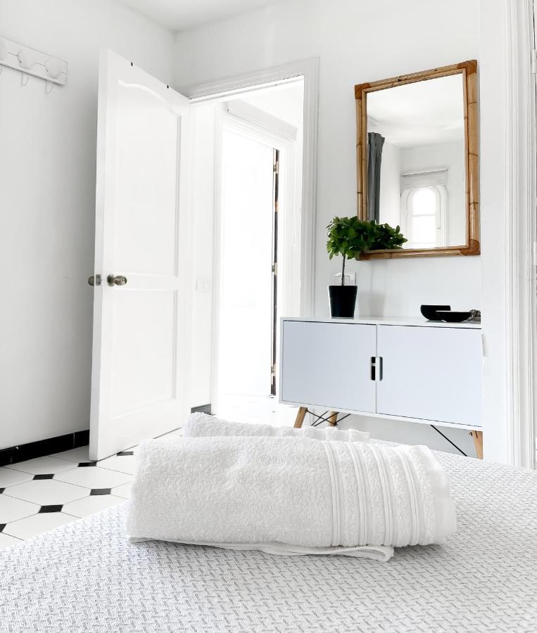 Central House Apartment *